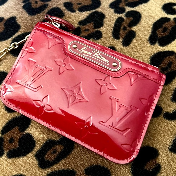 👑✅PRICE FIRM✅NO OFFERS👑AUTHENTIC Louis Vuitton Red Key Card Wallet Pouch - Picture 15 of 17